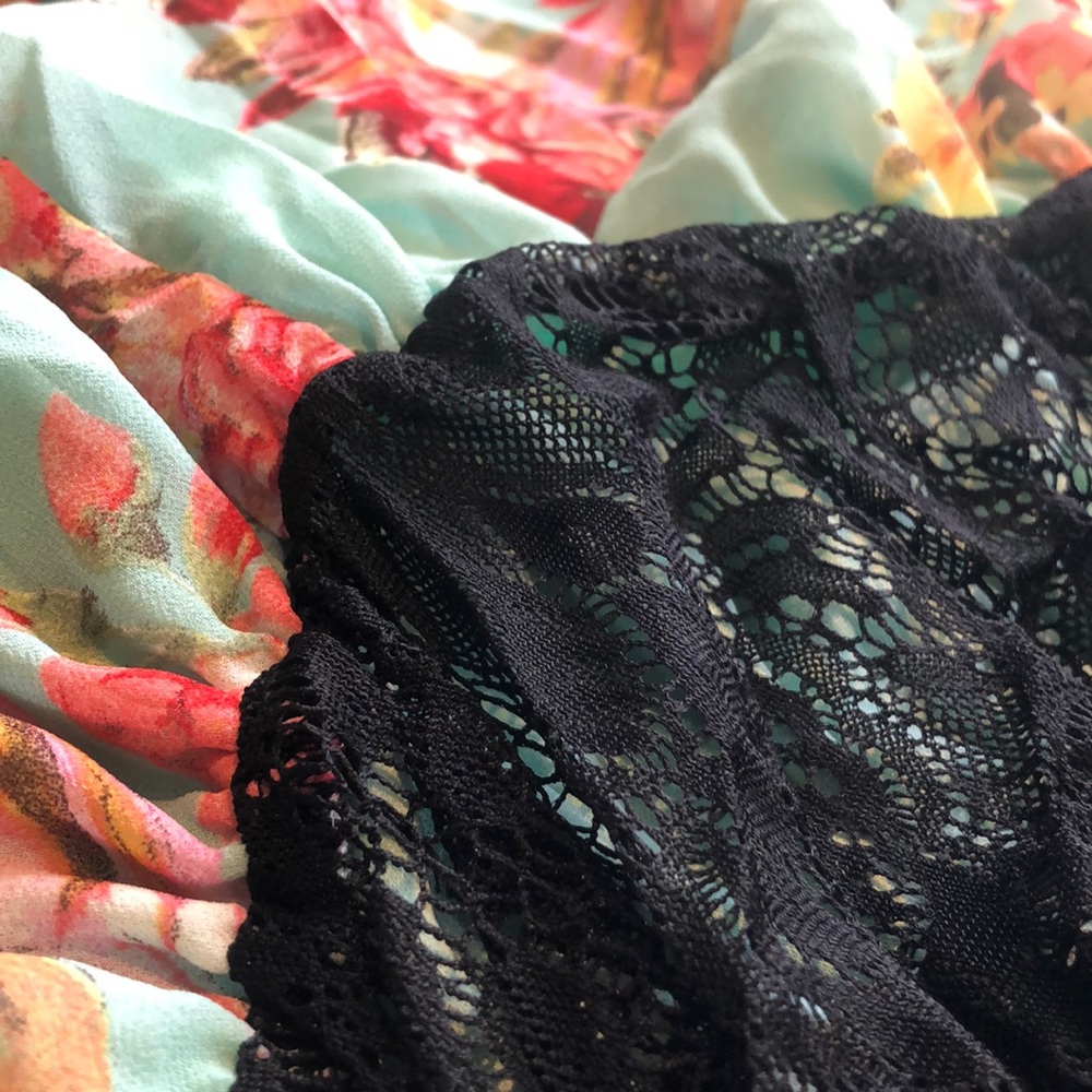 Dress - Picture 5 of 5